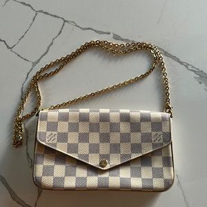 Louis Vuitton Félicie Pochette